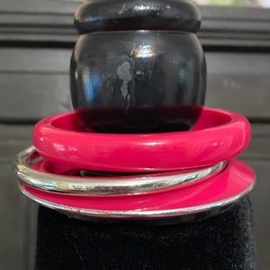 Vintage lot of 3 hot pink & silver resin Bracelet/bangles